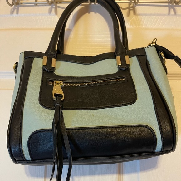 Steve Madden Handbags - Steve Madden Purse
